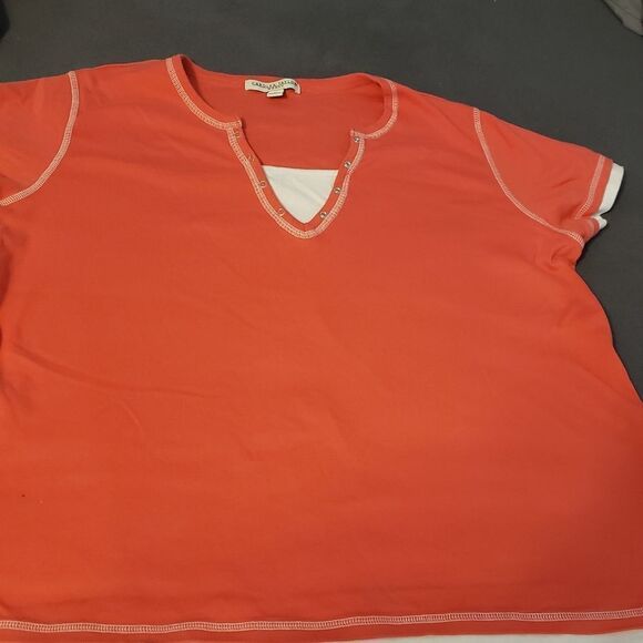Comfy Casual Orange Tee Lightweight, 1X Perfect for every wardrobe. Like New. - Picture 4 of 15